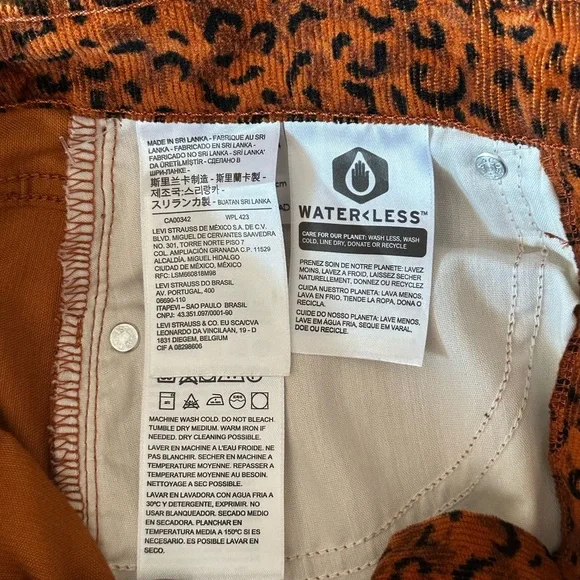 NEW Levi's Corduroy Wedgie Straight Animal Print Pant 28x28 - Picture 15 of 16